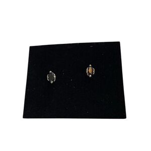 Elegant Silver Tone‎ Stud Earrings with Dark Stone Accent Minimalist Jewelry